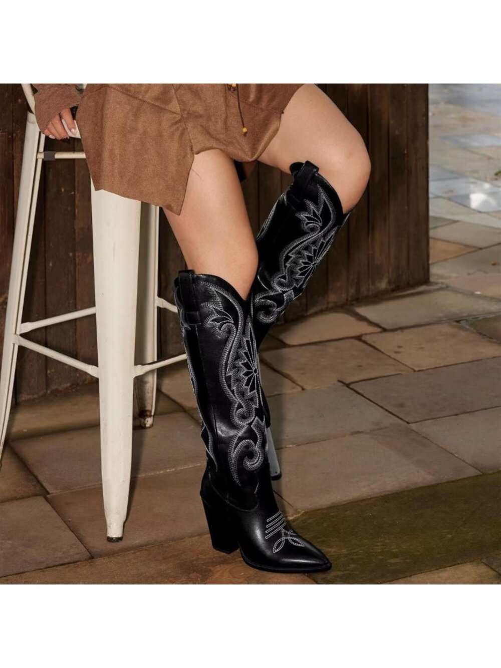 Stylish Women's Knee High Cowboy Boots | Embroidered Pointed Toe | Chunky Heel - Picture 3 of 7